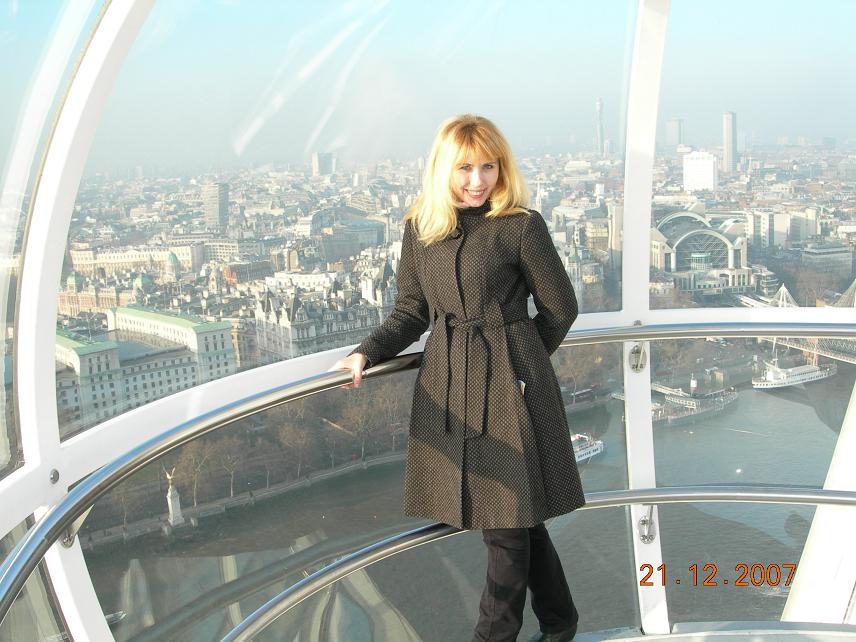 Oana in London Eye